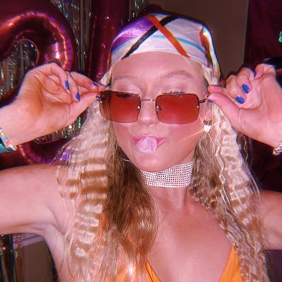 Profile Picture of Mollie McGee (@mollisonmcg) on Twitter