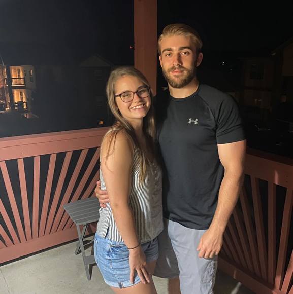 Profile Picture of Alli Hanff (@allihanff) on Poshmark