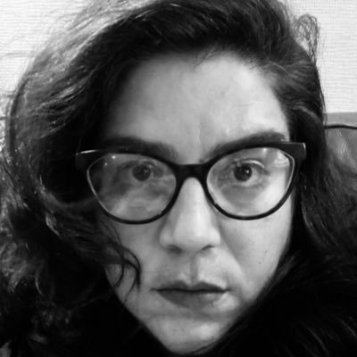 Profile Picture of Vanessacolon (@vanessacolon) on Twitter
