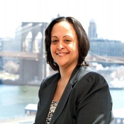 Profile Picture of Sharon Laburda (@Moburda) on Twitter