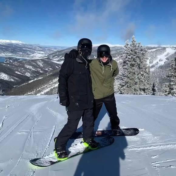 Profile Picture of Garret Deneve (@gdeneve) on Poshmark