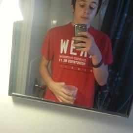 Profile Picture of Ian Strauss (@DirtyWaffules) on Twitter