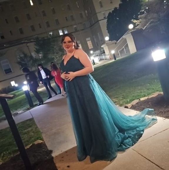 Profile Picture of Emilie Hillenburg (@ehillenburg) on Poshmark