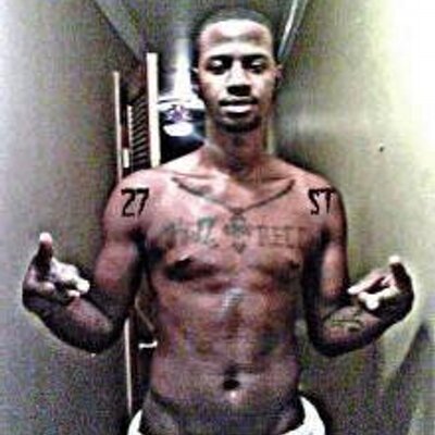 Profile Picture of Darrell Floyd (@HellReezy33) on Twitter