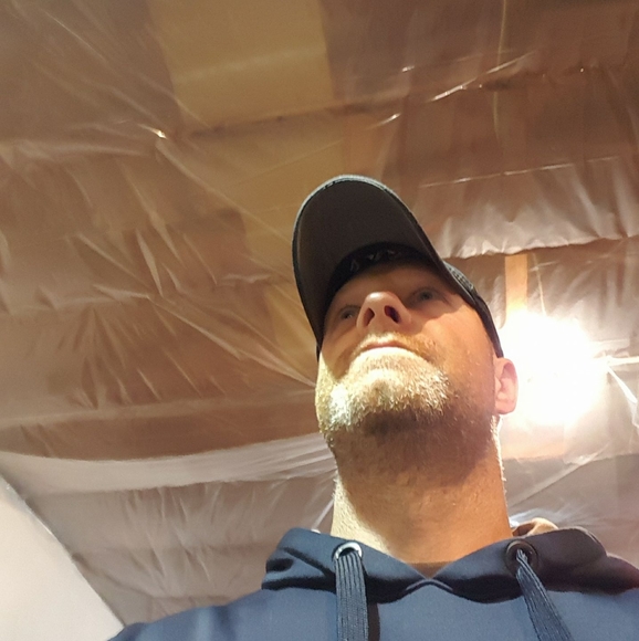 Profile Picture of Todd Allen (@toddallen631) on Poshmark