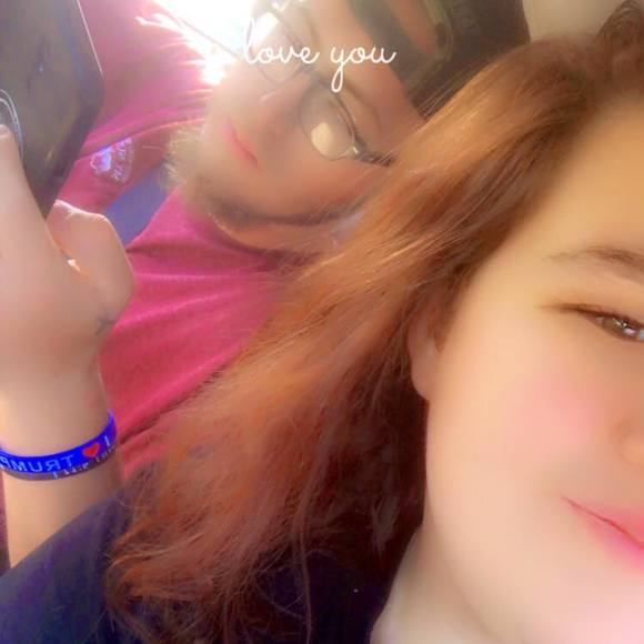 Profile Picture of Keshia Edwards (@ekeshia) on Poshmark