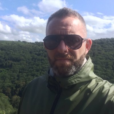 Profile Photo of Chris Broad  🐝 (@chiefbroady007) on Twitter