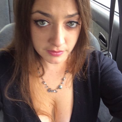 Profile Picture of KristinFlips (@kfliptrader) on Twitter