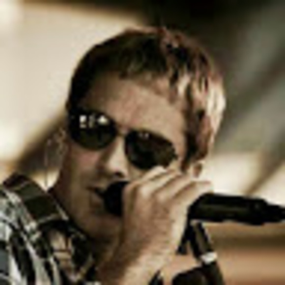 Profile Picture of Adam Ritchie (@adamritchieband) on Poshmark
