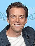 Profile Picture of Jake Abelon Wikipedia