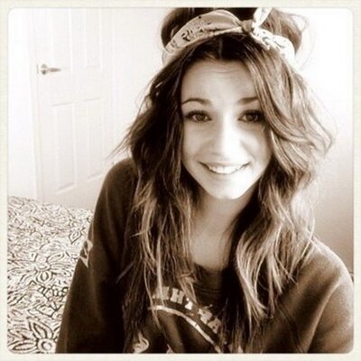Profile Picture of Kimberly Ray (@KiimberlyRay) on Twitter