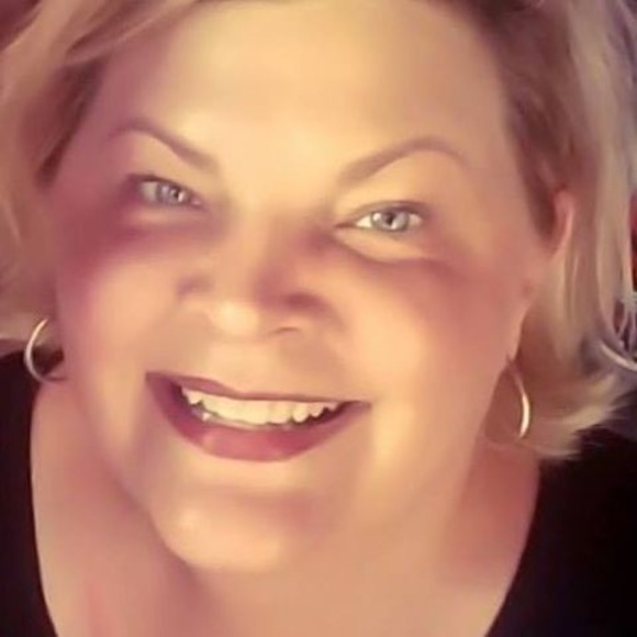 Profile Picture of Heather Holstege (@heatherholstege) on Poshmark