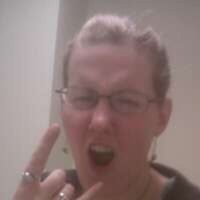 Profile Picture of Maureen Keefer (@mimifelineb) on Twitter