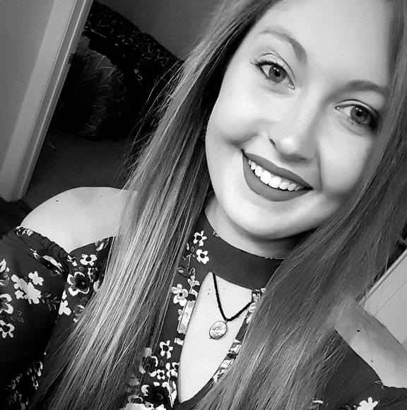 Profile Picture of Jessica Crabtree (@j_crabtree) on Poshmark