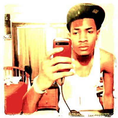 Profile Picture of Rashad Odell Avery (@yungsemour) on Twitter