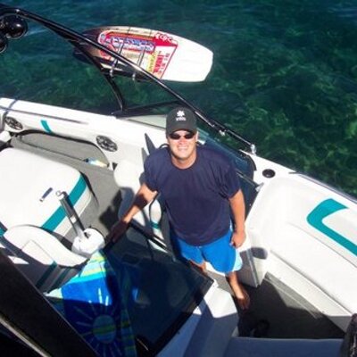 Profile Picture of Dan Anzelc (@danzelc) on Twitter