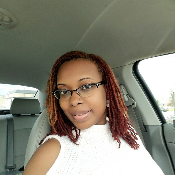Profile Picture of Felecia Williams (@williams10004) on Poshmark