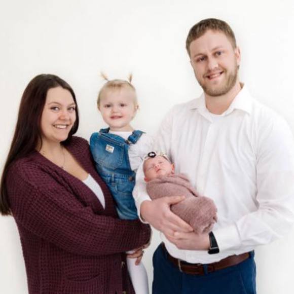 Profile Picture of Sheyanne Fuglestad (@sheyannef) on Poshmark