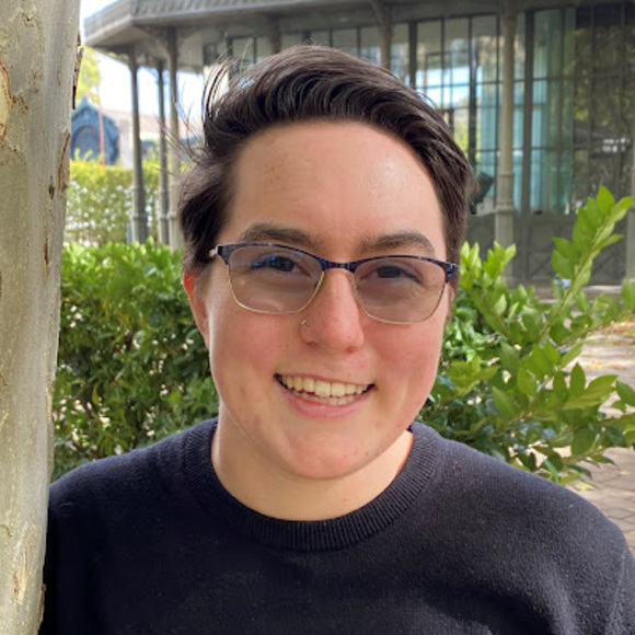 Profile Picture of Gillian Lasher (@gillian_15887) on Poshmark