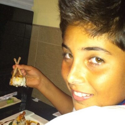 Profile Picture of Travis Gonzalez (@chargrfan98) on Twitter