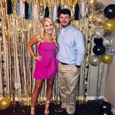 Profile Picture of Anna Claire Brown (@@AnnaClaireBrown) on Twitter