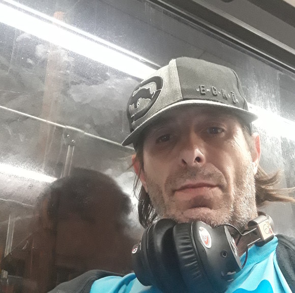 Profile Picture of Keith Appleton (@appleby631) on Poshmark