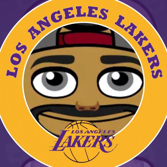 Profile Picture of George Gray (@greengeorge636) on Poshmark