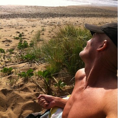 Profile Picture of Ian Van Roden (@birthdaytends) on Twitter