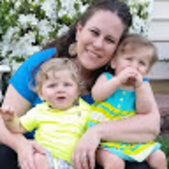 Profile Picture of Christa Castoldi (@coachcastoldi) on Poshmark