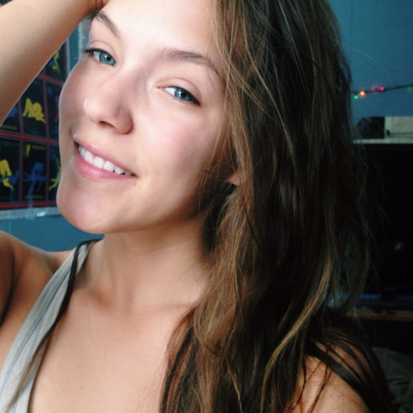 Profile Picture of Karina Kovacevich (@misskarinaa) on Poshmark