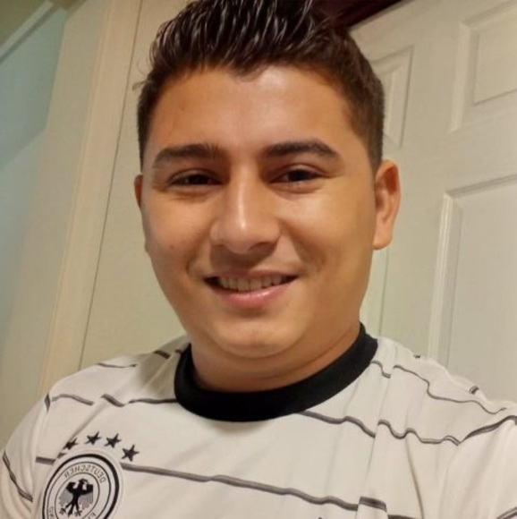 Profile Picture of Alexander Garcia (@alexandergar205) on Poshmark