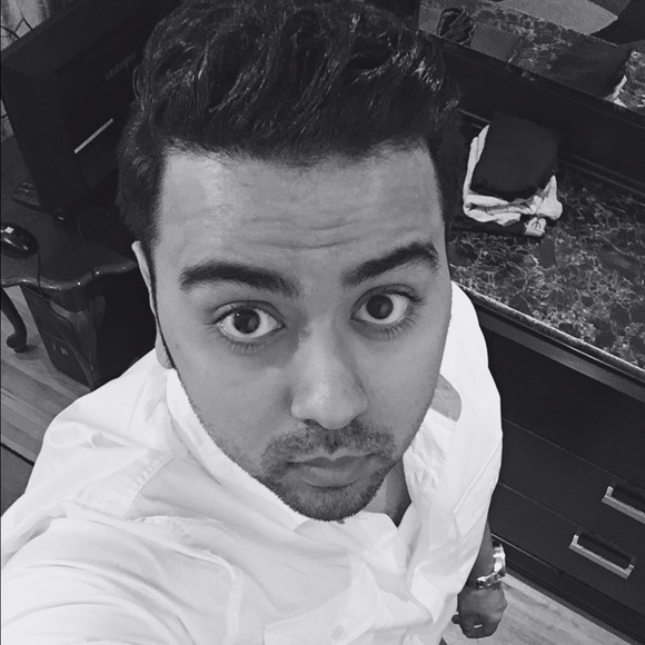 Profile Picture of Rizwan Qureshi (@rqureshi1) on Poshmark