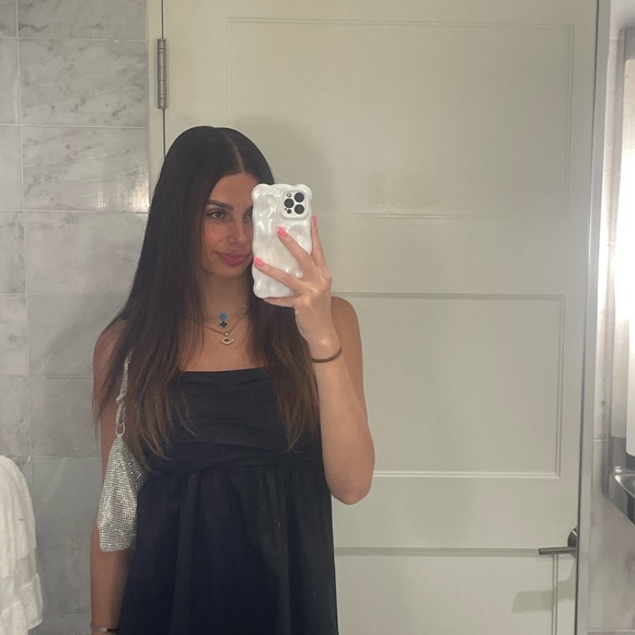 Profile Picture of Hazime Hazime (@hazimekristina) on Poshmark
