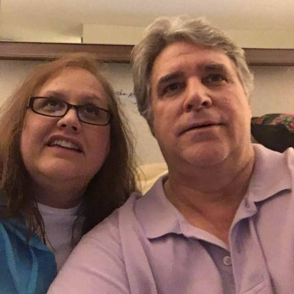 Profile Picture of Robert Agee (@revagee) on Poshmark