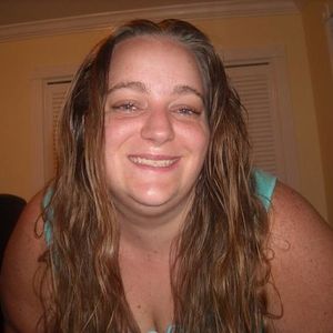 Profile Picture of Julia Vaughan (@juliafvaughan) on Myspace