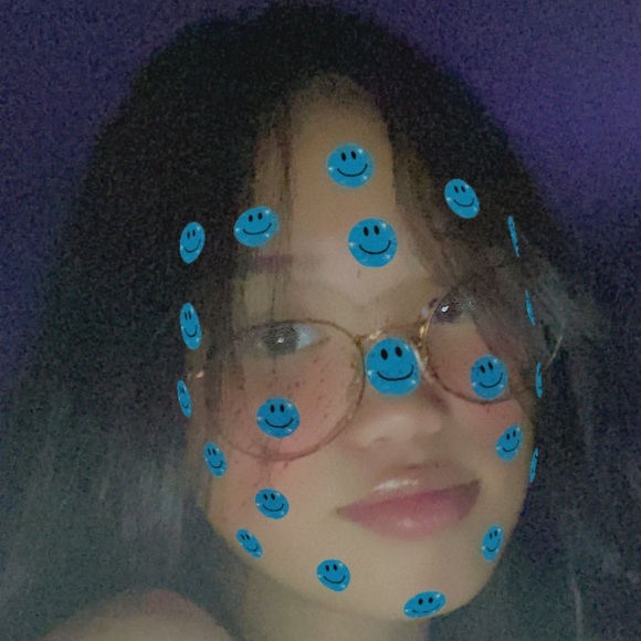 Glaze Talja - Poshmark Profile Picture of Glaze Talja (@glaze_talja) on Poshmark