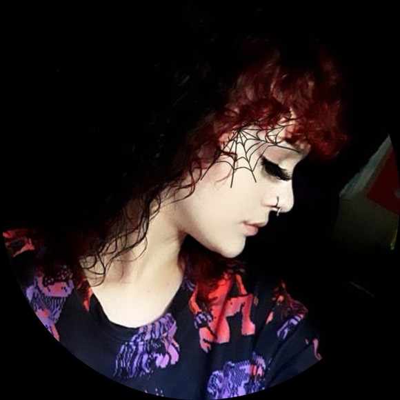 Profile Picture of Em Horchata (@emhorchata) on Poshmark