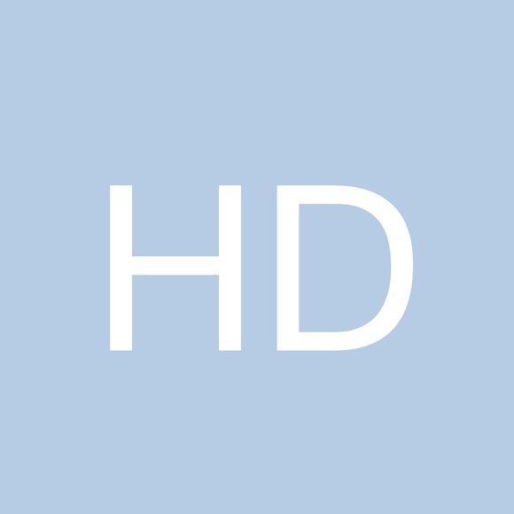 Profile Picture of Harralldi Di (@harralldi5462) on Poshmark