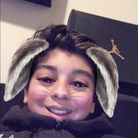 Profile Picture of Xavier Mitchell (@yungbool) on Poshmark