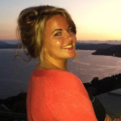 Profile Picture of Vicky T (@vicky_tanner94) on Twitter