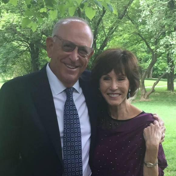 Profile Picture of Susan Orchin (@susanorchin) on Poshmark