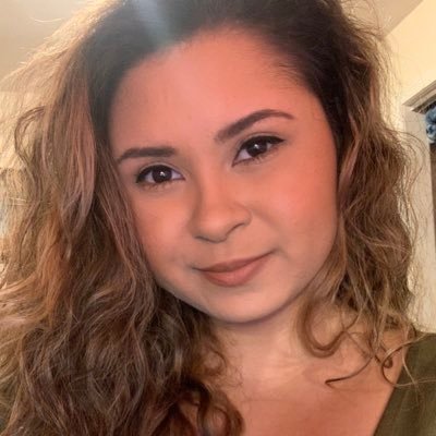 Profile Picture of Giselle Fonseca (@GiselleFons15) on Twitter