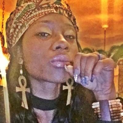 Profile Picture of Crystal Dealer;Rachet Reiki Healer🦋 (@UrbanEmpAIRess) on Twitter