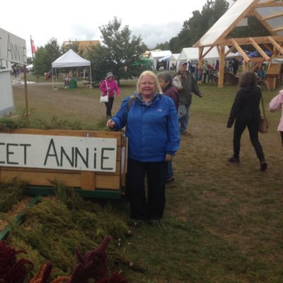 Profile Photo of Anne McCall (@stranyannie) on Twitter