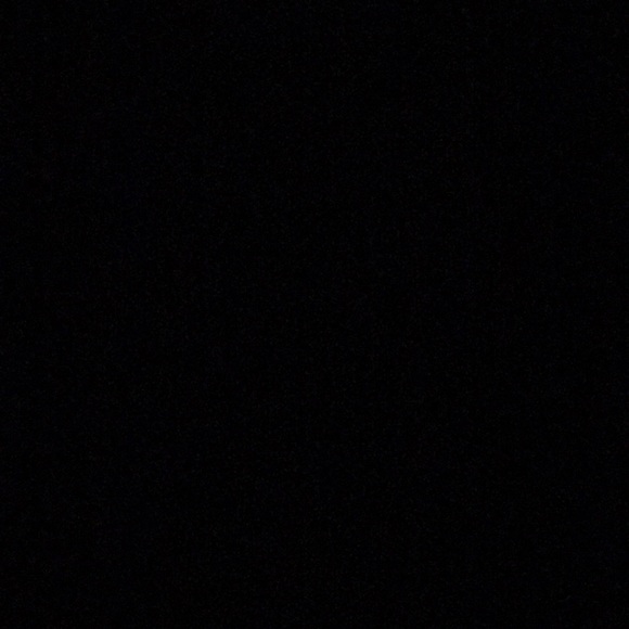 Profile Picture of Eman Eman (@emanyeman88) on Poshmark