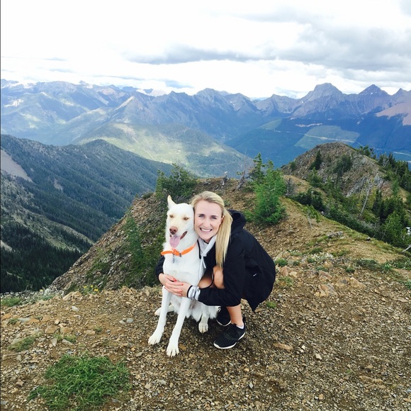 Profile Picture of Bree Lieuwen (@breelieu) on Poshmark