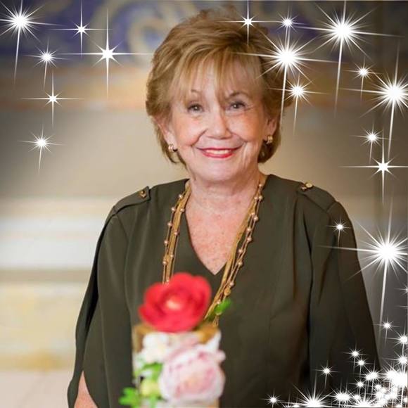 Profile Picture of Monica Polikoff (@mpolikoff) on Poshmark