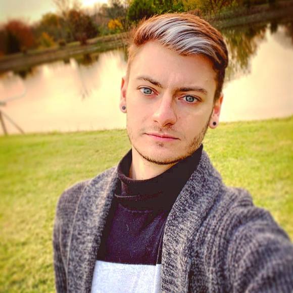 Profile Picture of Kyle Rauch (@khrauch) on Poshmark