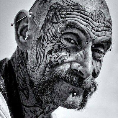 Profile Picture of Robert Jarosz (@RobertYobo) on Twitter