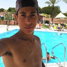 Profile Picture of RonLevi (@RonLeviLOL) on Twitter